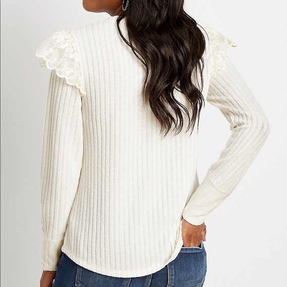 Sz XL Spring Cream Lace Flutter Sleeve Top - Picture 14 of 16